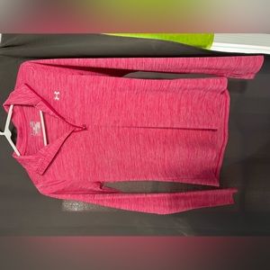 Women’s Under Armour long sleeve